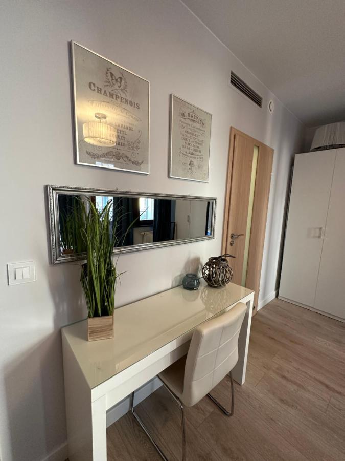 Apartament Centrum Krawiecka 2 Wroclaw Dış mekan fotoğraf